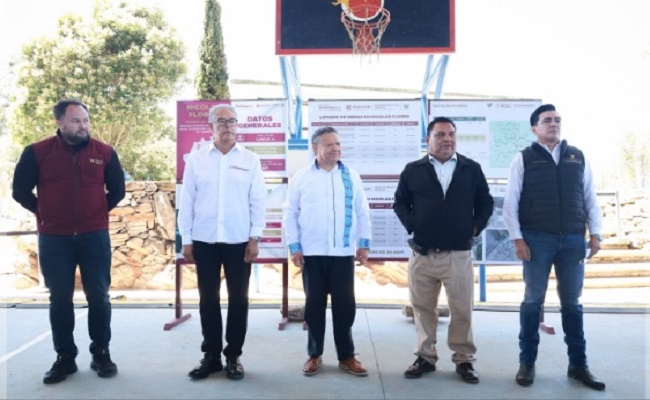 En el estado de Hidalgo, Julio Menchaca Salazar supervisa obras clave para restablecer la conectividad en Nicolás Flores / @juliomenchaca_ @gobiernohidalgo
